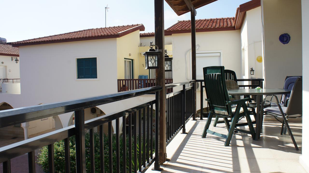 Ferienwohnung Limnaria Westpark 129 Paphos Exterior foto