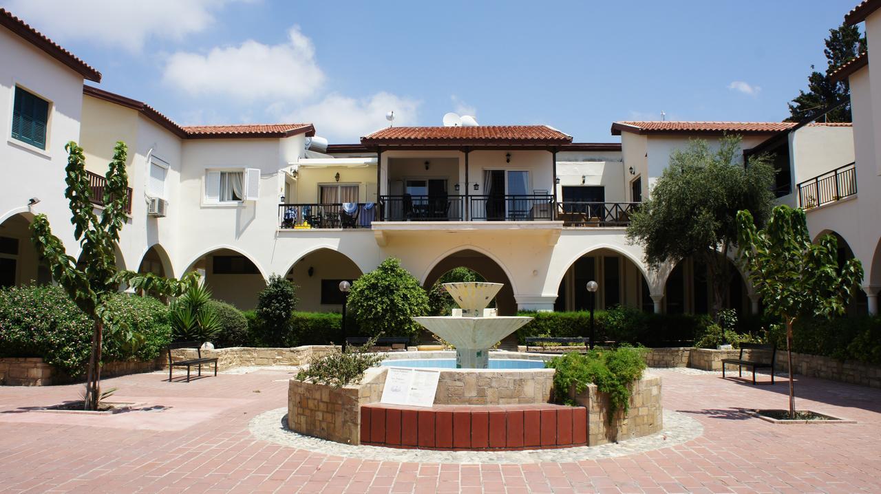 Ferienwohnung Limnaria Westpark 129 Paphos Exterior foto